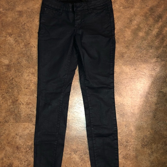 Old Navy RockStar stretch shiny-looking Jeans - Picture 5 of 6